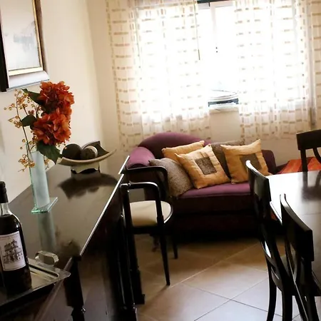 Spacious With Sea View In 120 M² Fireplace Apartment